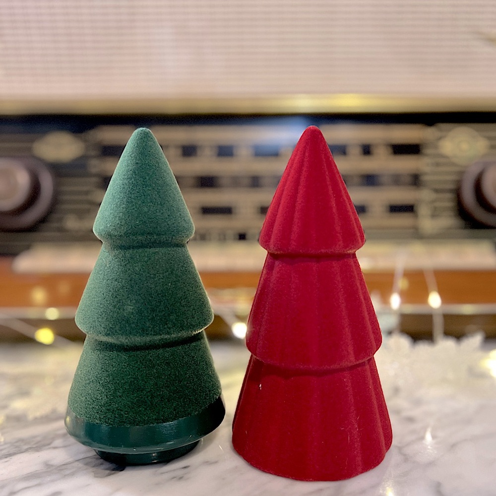 ✨NEW🎄Target Bullseye Playground 2023 Ceramic Flocked Tree SET🎄